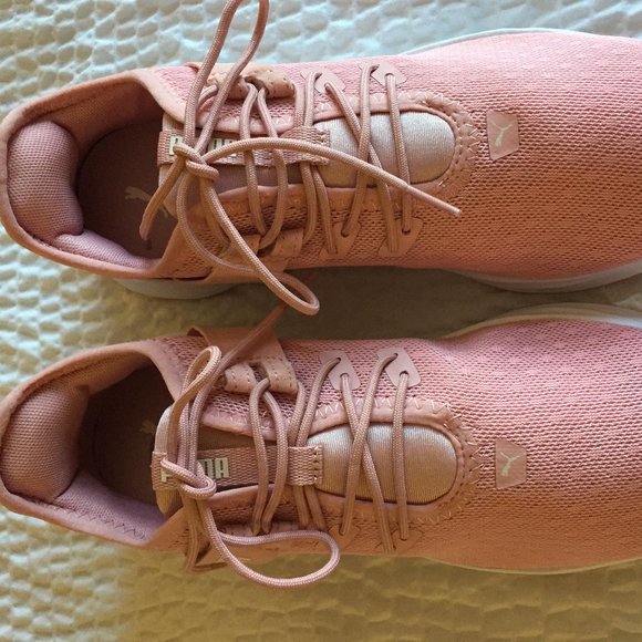 Puma Pink Radiate XT Women's Training Shoes - Picture 3 of 16